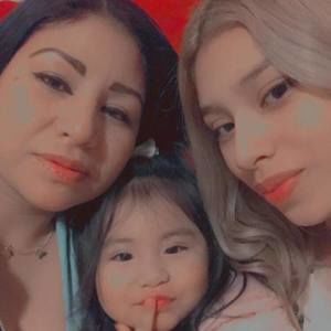 Meet your Posher, Angelica kimberly